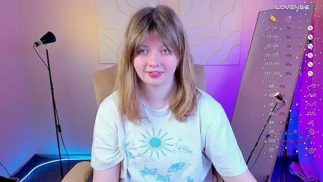 Snapshot of Vivian_cutie chatting on 21, 2, 2025 Vivian cutie online show from 21, 2, 2025