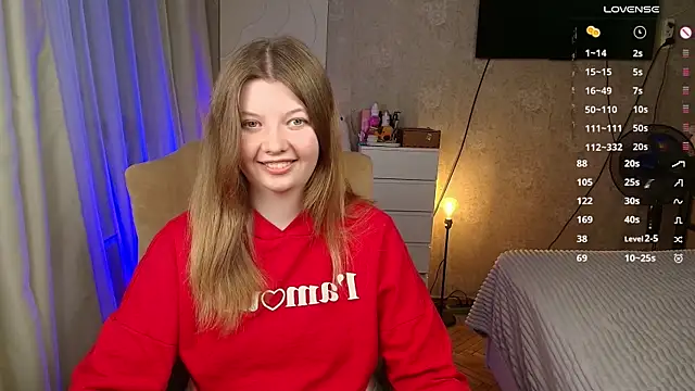 Snapshot of Vivian_cutie chatting on 13, 12, 2025 Vivian cutie online show from 13, 12, 2025