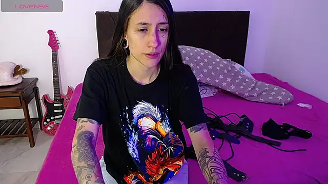 Snapshot of I_am_kim chatting on 31, 10, 2025 I am kim online show from 31, 10, 2025