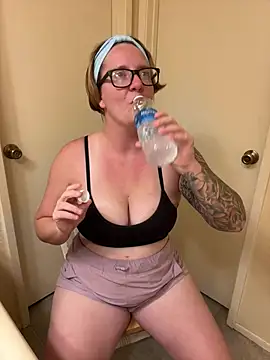 Snapshot of Lizzyloo chatting on 18, 12, 2024 Lizzyloo online show from 18, 12, 2024