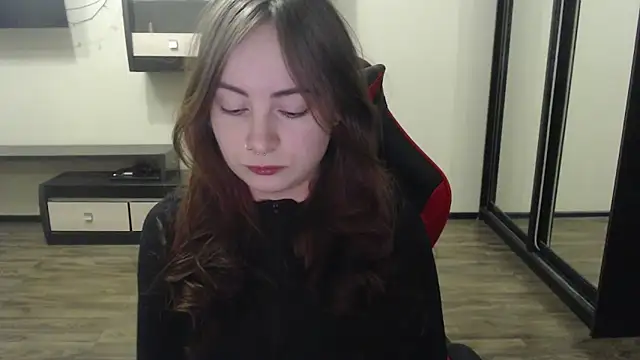 Laralianna online show from 6, 2, 2025