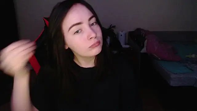 Laralianna online show from 21, 11, 2025