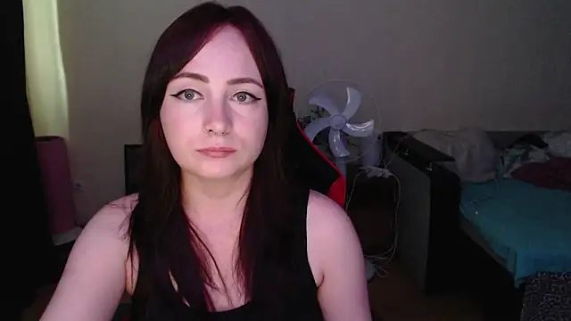 Laralianna online show from 6, 7, 2026