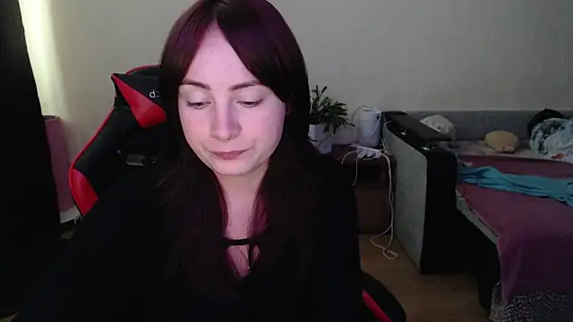 Laralianna online show from 9, 7, 2026