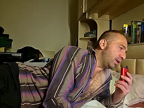 Snapshot of theSmallest-dick chatting on 18, 9, 2025 theSmallest-dick online show from 18, 9, 2025