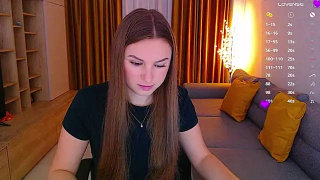  Mia Adams online show from 8, 11, 2025