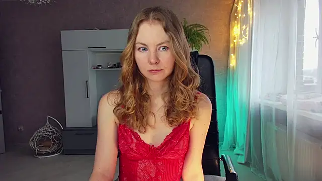 Cuddle Cat online show from 14, 3, 2025