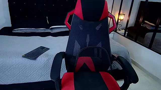 tyler hank01 online show from 8, 3, 2025