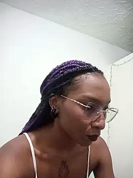 Snapshot of Majo_Smith25 chatting on 14, 11, 2025 Majo Smith25 online show from 14, 11, 2025