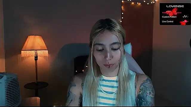 Saucy Jenn online show from 17, 1, 2025