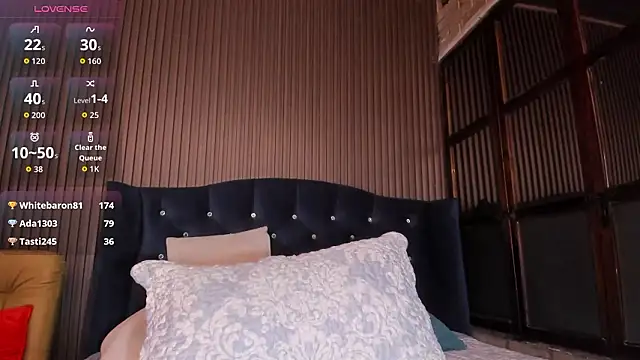 JuliaDawson  online show from 3, 2, 2026