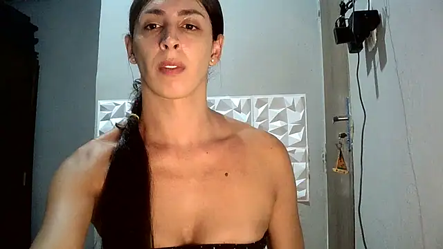Snapshot of AlexiaDuucan chatting on 29, 4, 2026 AlexiaDuucan online show from 29, 4, 2026