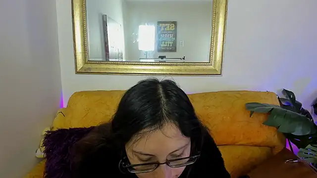 Kyomi chang online show from 18, 4, 2026