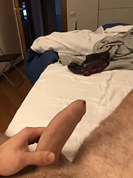 Snapshot of MagicKenzo99 chatting on 11, 3, 2025 MagicKenzo99 online show from 11, 3, 2025