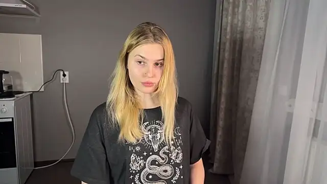 Snapshot of Chanel_Gill chatting on 11, 12, 2024 Chanel Gill online show from 11, 12, 2024