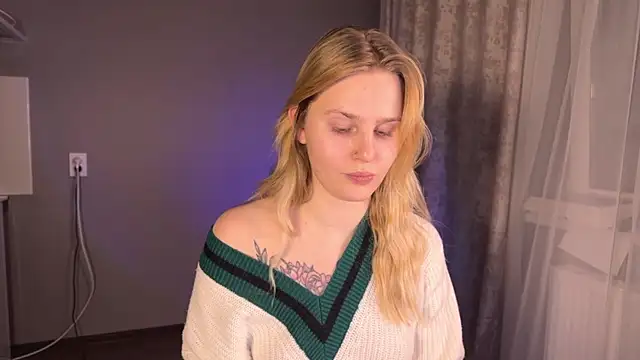 Snapshot of Chanel_Gill chatting on 24, 12, 2024 Chanel Gill online show from 24, 12, 2024