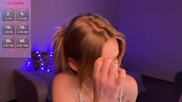 Snapshot of Chanel_Gill chatting on 11, 1, 2025 Chanel Gill online show from 11, 1, 2025