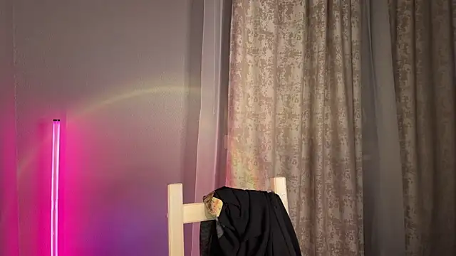 Snapshot of Chanel_Gill chatting on 12, 1, 2025 Chanel Gill online show from 12, 1, 2025