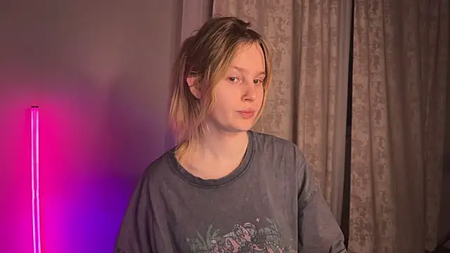 Snapshot of Chanel_Gill chatting on 13, 1, 2025 Chanel Gill online show from 13, 1, 2025