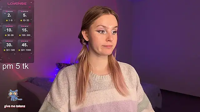 Snapshot of Chanel_Gill chatting on 5, 2, 2025 Chanel Gill online show from 5, 2, 2025