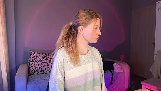 Snapshot of Chanel_Gill chatting on 29, 9, 2025 Chanel Gill online show from 29, 9, 2025