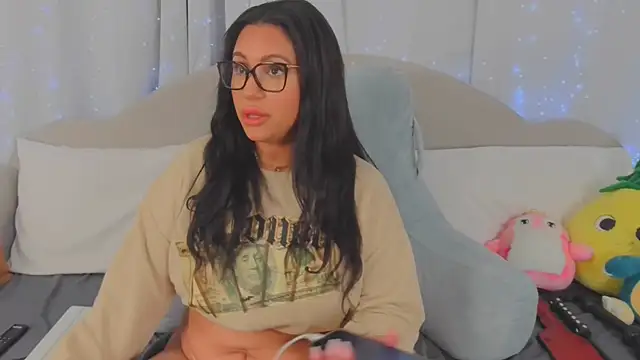 Snapshot of MeghanXO chatting on 21, 5, 2026 MeghanXO online show from 21, 5, 2026