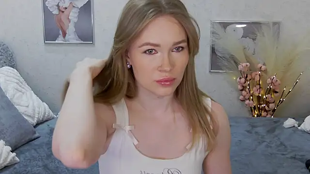 Snapshot of Veronika_Mitchel chatting on 18, 2, 2025 Veronika Mitchel online show from 18, 2, 2025