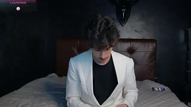 DanielCrush1 online show from 28, 11, 2025