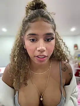 Snapshot of stormyy_ chatting on 9, 6, 2026 stormyy online show from 9, 6, 2026