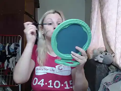 Snapshot of BustyBlond chatting on 11, 1, 2025 BustyBlond online show from 11, 1, 2025