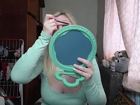 Snapshot of BustyBlond chatting on 14, 1, 2025 BustyBlond online show from 14, 1, 2025