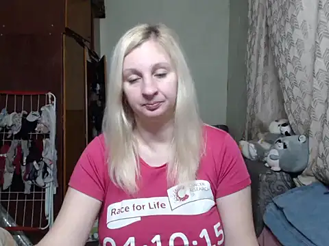 Snapshot of BustyBlond chatting on 14, 1, 2025 BustyBlond online show from 14, 1, 2025
