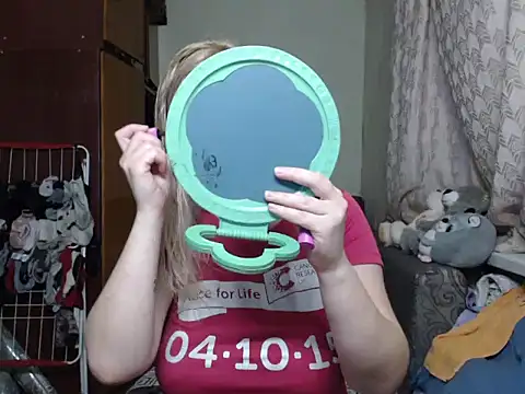 Snapshot of BustyBlond chatting on 23, 1, 2025 BustyBlond online show from 23, 1, 2025