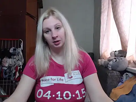 Snapshot of BustyBlond chatting on 23, 1, 2025 BustyBlond online show from 23, 1, 2025