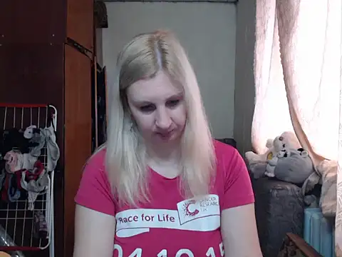 Snapshot of BustyBlond chatting on 24, 1, 2025 BustyBlond online show from 24, 1, 2025