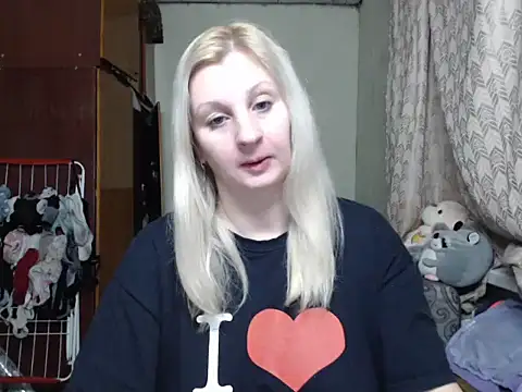 Snapshot of BustyBlond chatting on 26, 1, 2025 BustyBlond online show from 26, 1, 2025