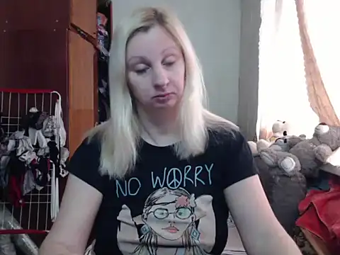 Snapshot of BustyBlond chatting on 21, 2, 2025 BustyBlond online show from 21, 2, 2025
