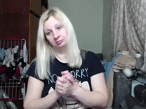 Snapshot of BustyBlond chatting on 21, 2, 2025 BustyBlond online show from 21, 2, 2025