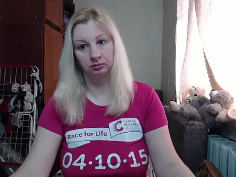 Snapshot of BustyBlond chatting on 13, 3, 2025 BustyBlond online show from 13, 3, 2025