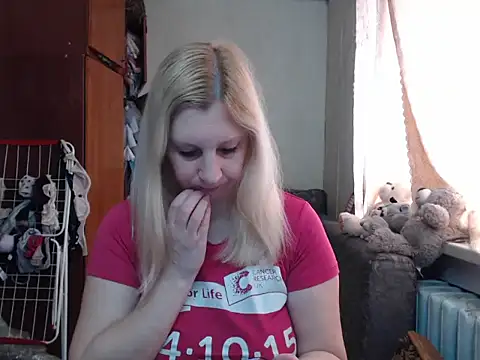 Snapshot of BustyBlond chatting on 17, 3, 2025 BustyBlond online show from 17, 3, 2025