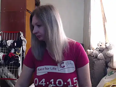 Snapshot of BustyBlond chatting on 21, 3, 2025 BustyBlond online show from 21, 3, 2025