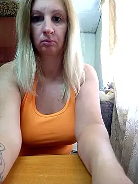 Snapshot of BustyBlond chatting on 14, 9, 2025 BustyBlond online show from 14, 9, 2025