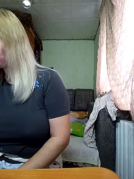 BustyBlond online show from 26, 10, 2025