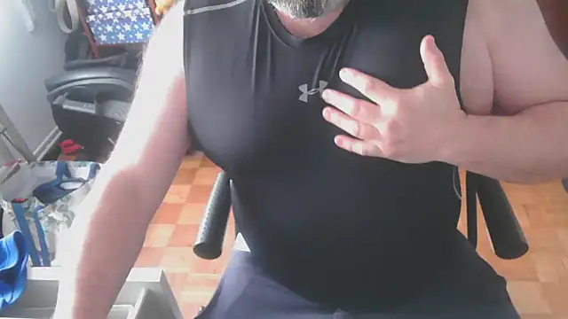 mikeyhotbear online show from 13, 1, 2025