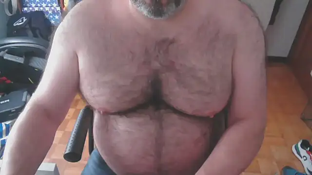 mikeyhotbear online show from 27, 1, 2025