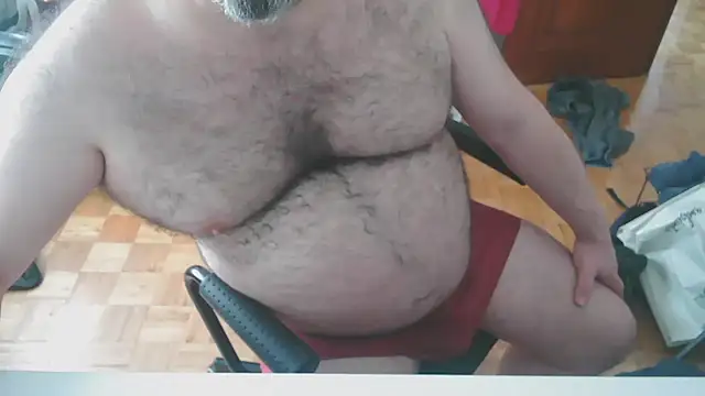 mikeyhotbear online show from 17, 2, 2025