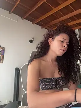 GabriSaenz online show from 12, 5, 2026