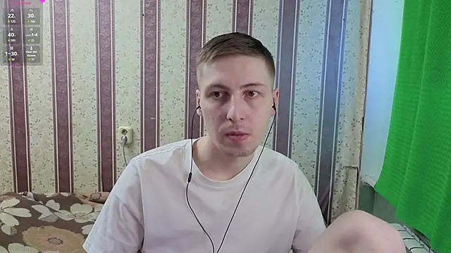 Snapshot of darienlarge chatting on 10, 5, 2026 darienlarge online show from 10, 5, 2026