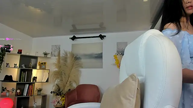 Alexandra ra online show from 7, 12, 2024