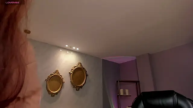 ErikaBenz  online show from 12, 10, 2025